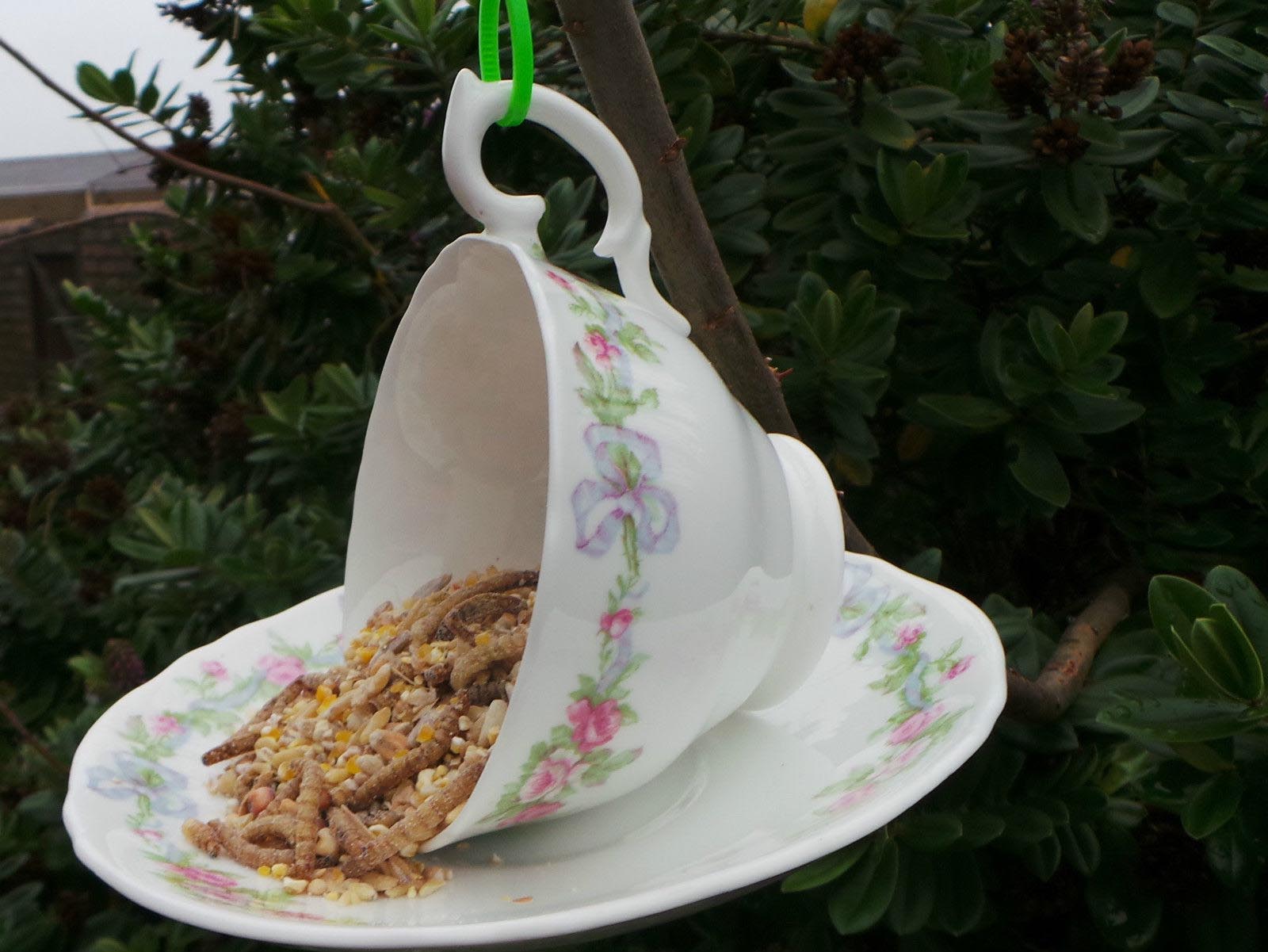 Cup and Saucer Bird Feeder DIY