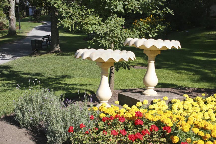 DIY Bird Bath Ideas