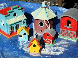 Decorating with Bird Houses